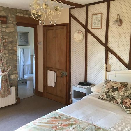 Barn Park Farm, Bed And Breakfast Stockland Экстерьер фото