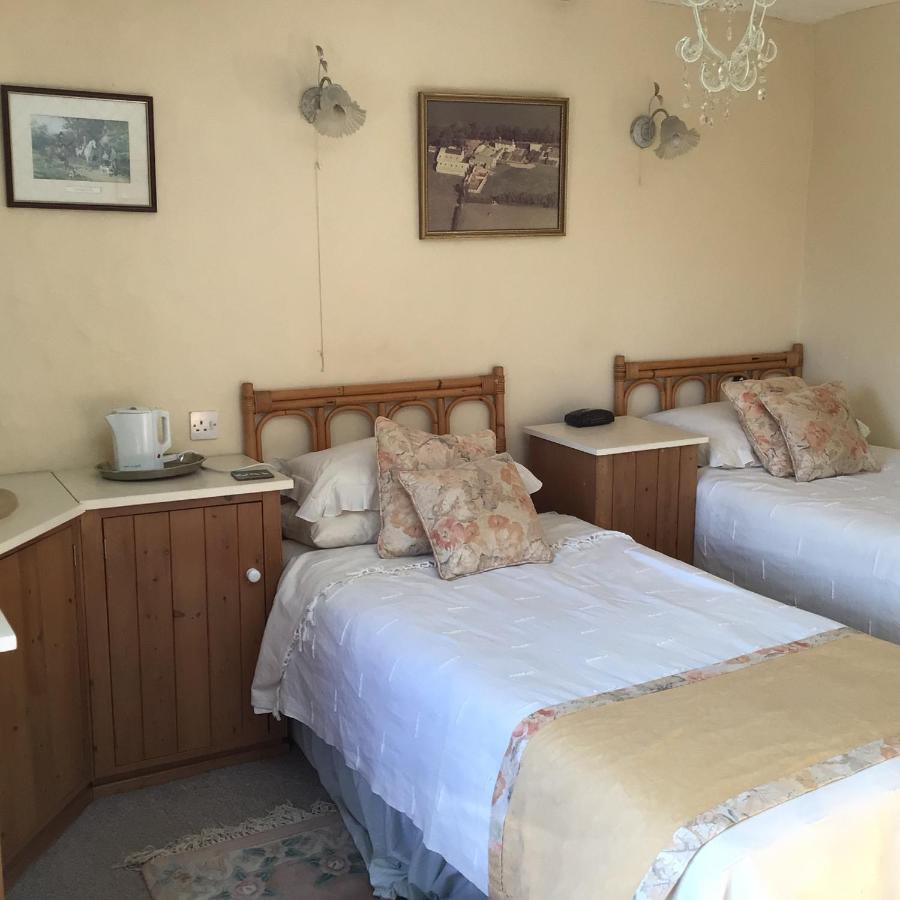 Barn Park Farm, Bed And Breakfast Stockland Экстерьер фото